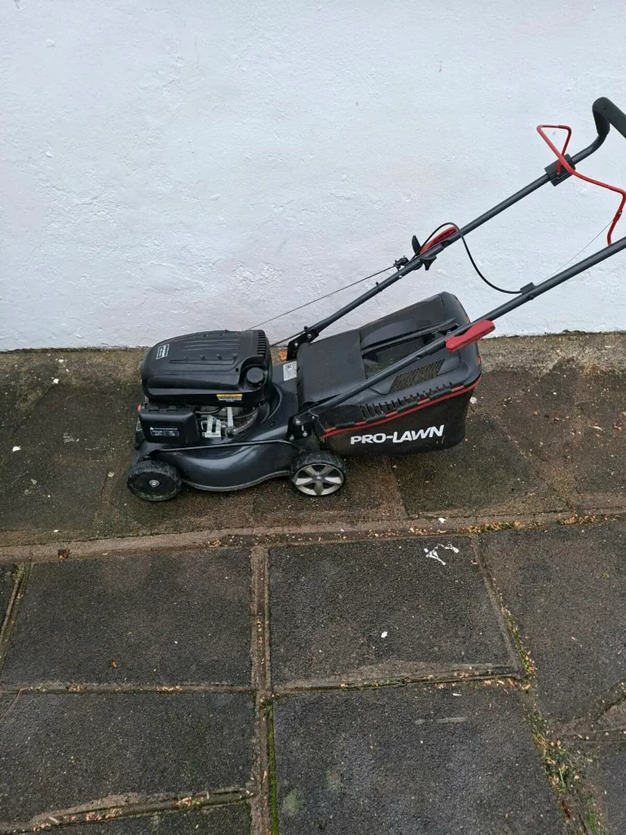 prolawn  lawnmower  push v.g.c - Image 1