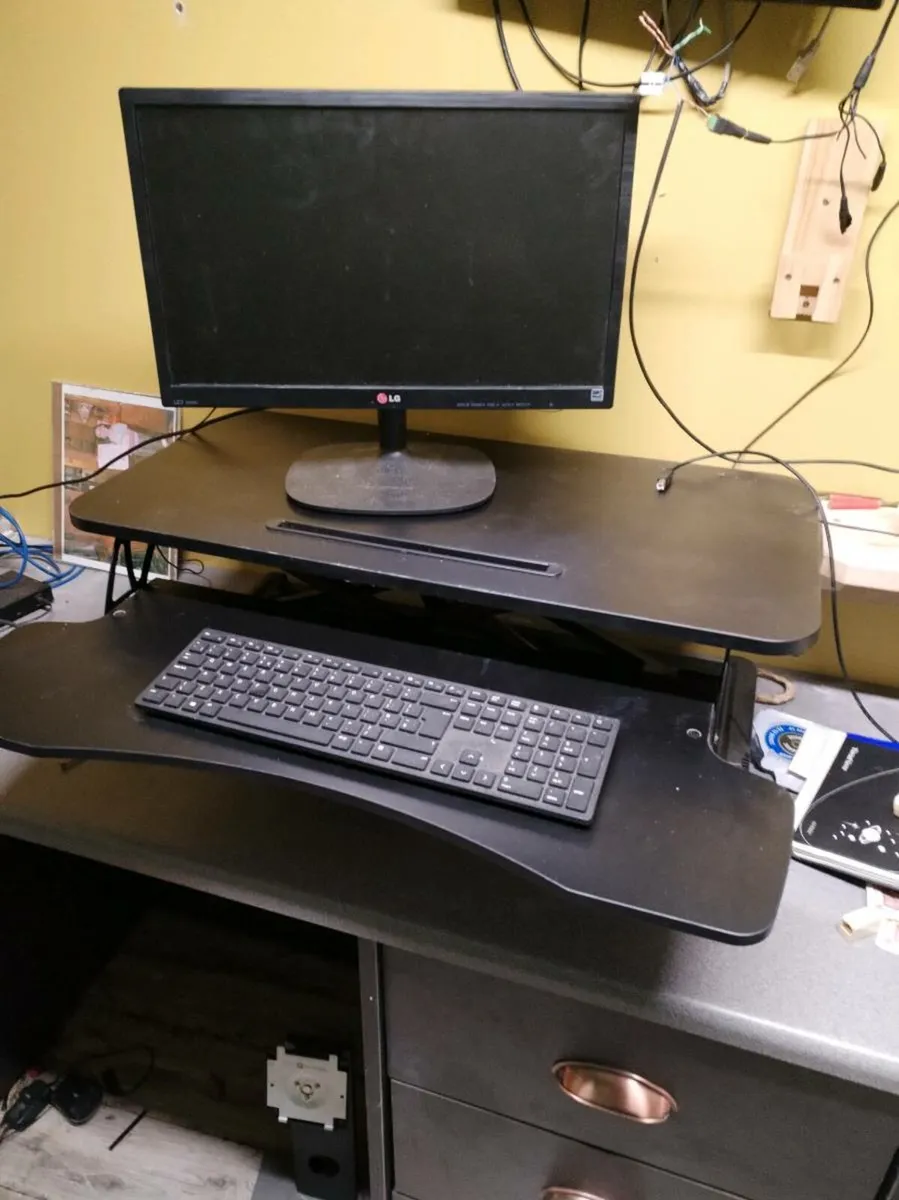 Desk - Image 1
