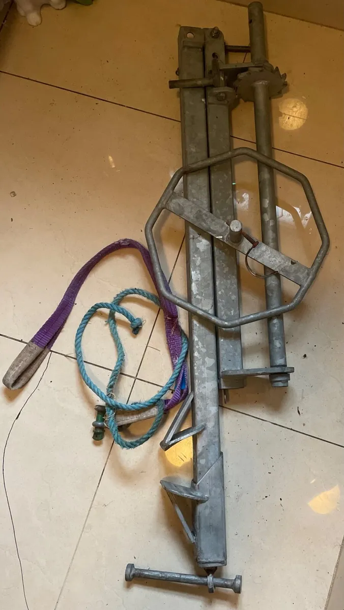 ODonnell cow leg hoist