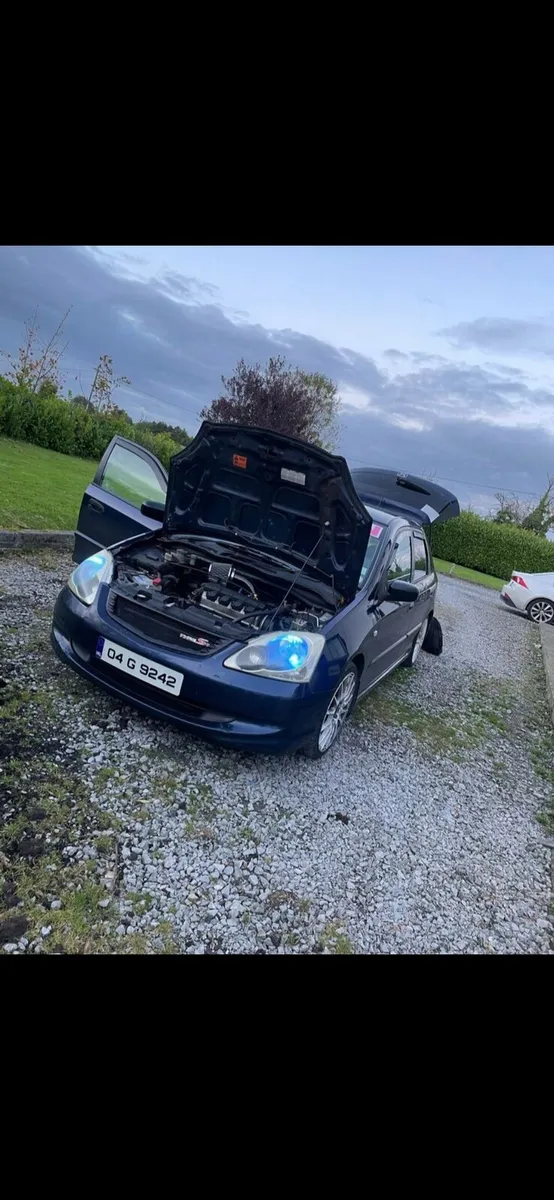 Honda civic - Image 1