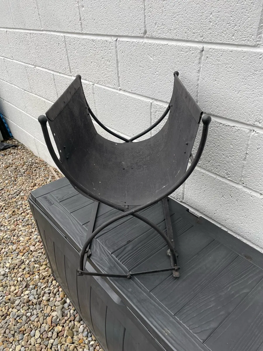 Log holder - Image 2