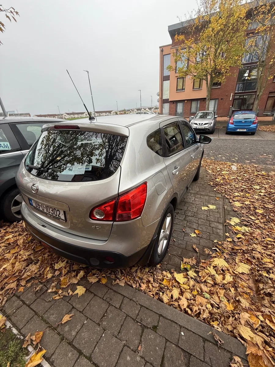 Nissan Qashqai 2009 - Image 4