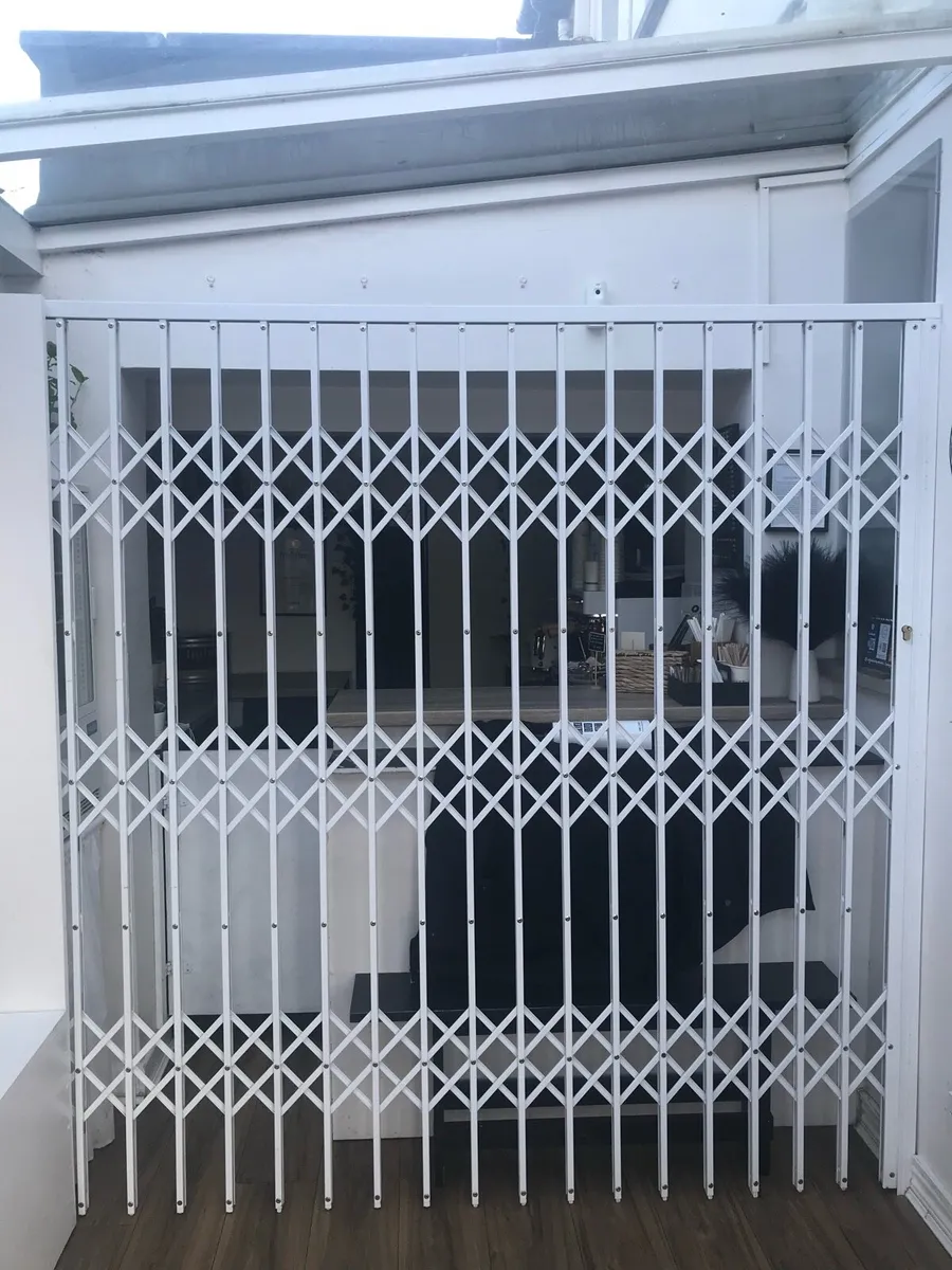 Security Grille / Security Shutter / Grill Shutter