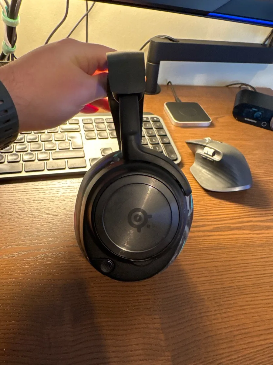 Steelseries Nova Pro Wireless (Xbox, PS5, PC) - Image 2