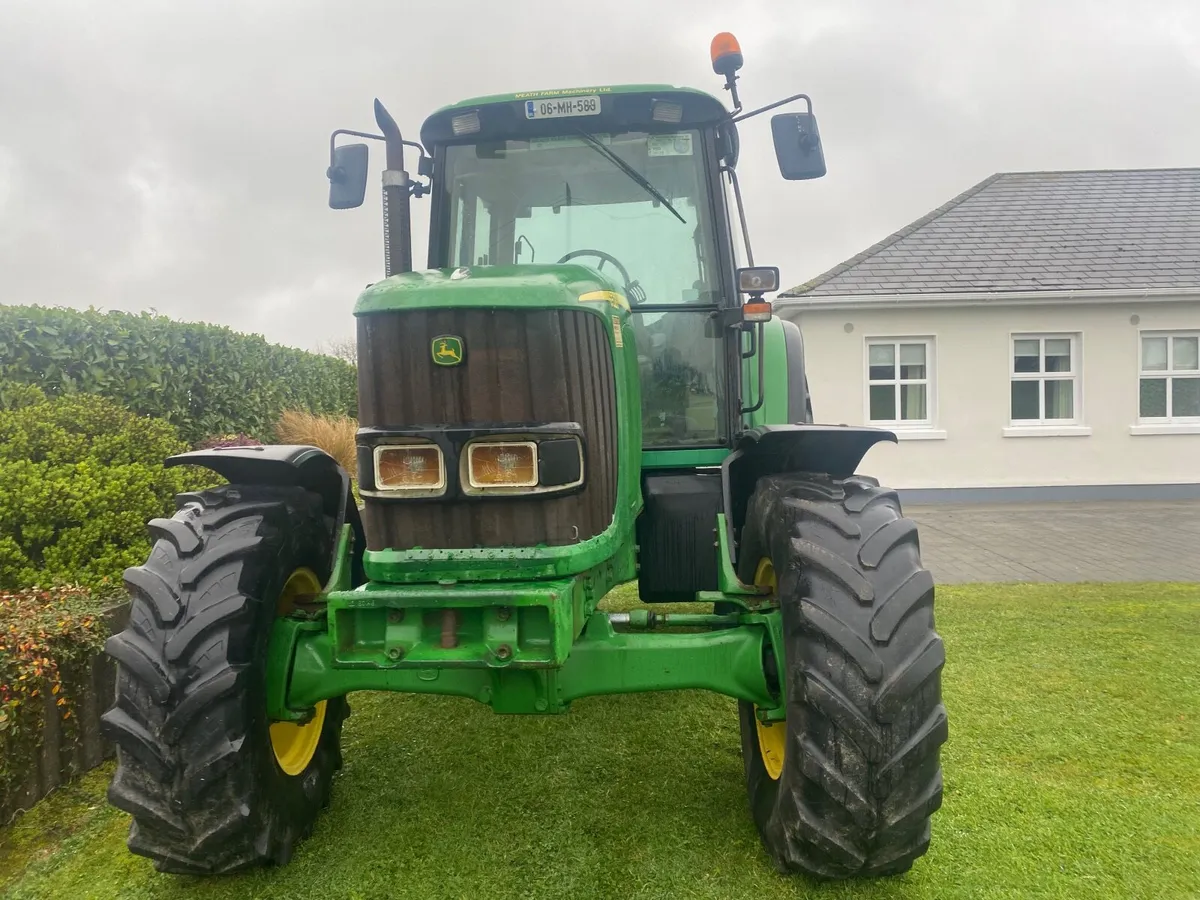 John Deere 6520 - Image 1
