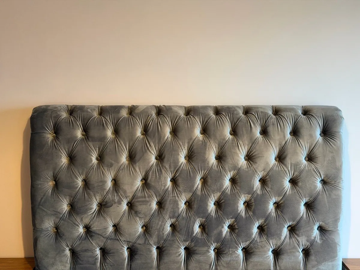 Beautiful double grey velvet bed - Image 2