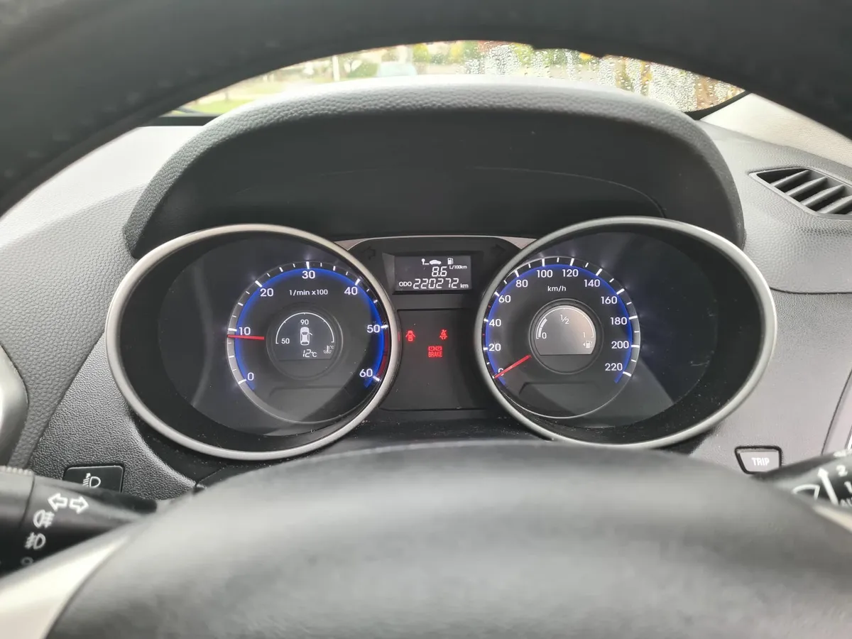 Hyundai ix35 2013 - Image 2