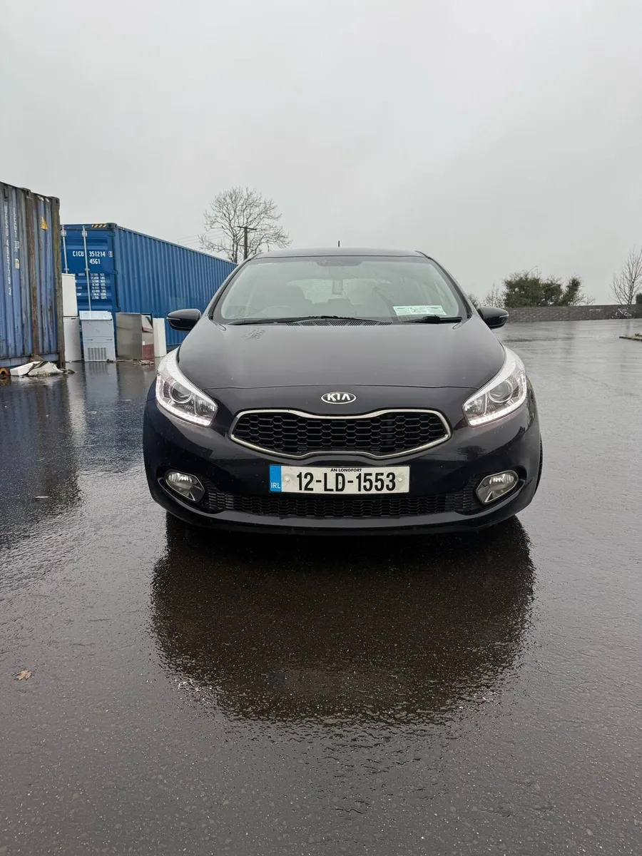 Kia Ceed Hatchback 1.6 CRDI - Image 1