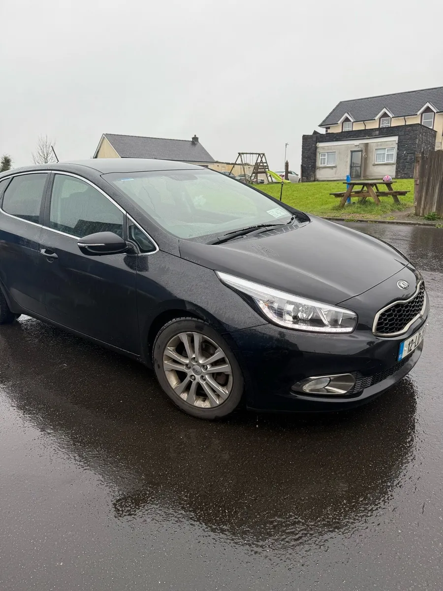 Kia Ceed Hatchback 1.6 CRDI - Image 4