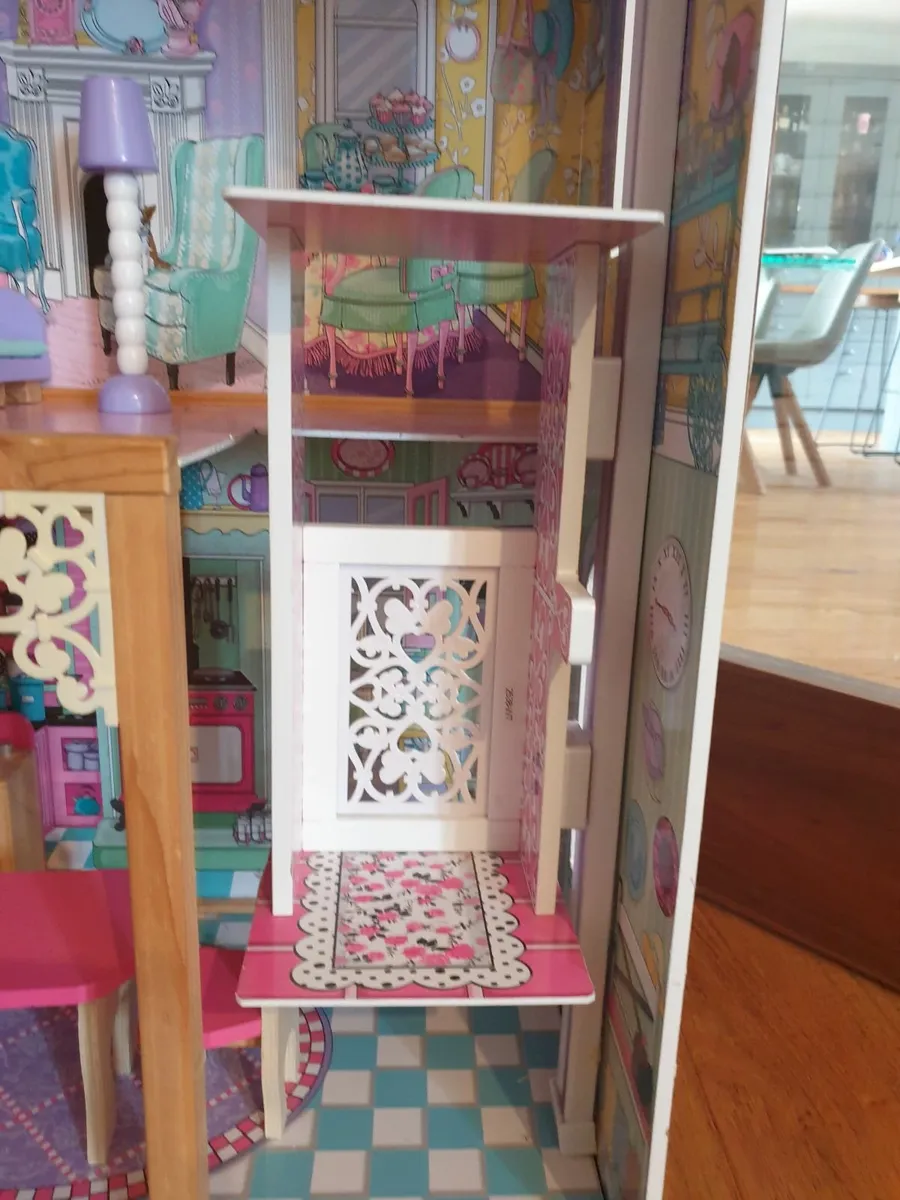 Wooden Dolls House - Image 4