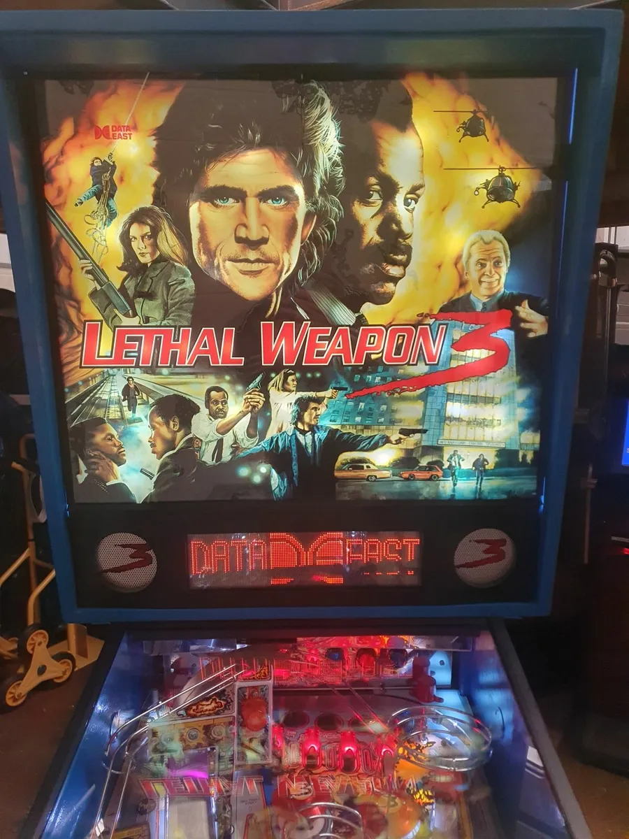 Pinball Arcade Machine Retro 90's - Image 1