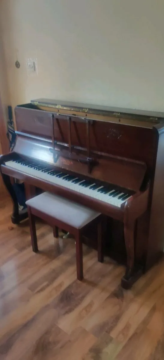 Piano - Image 2