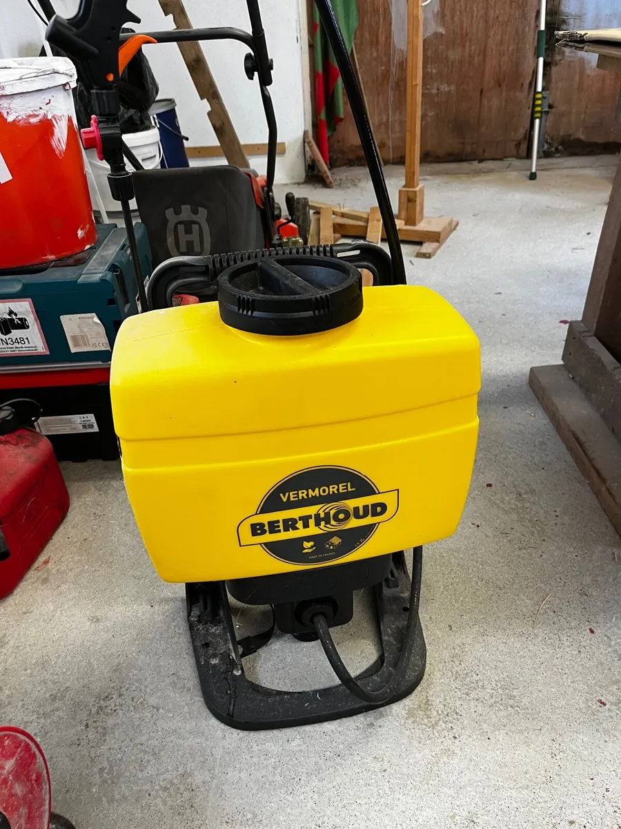 Knapsack Sprayer - Image 4