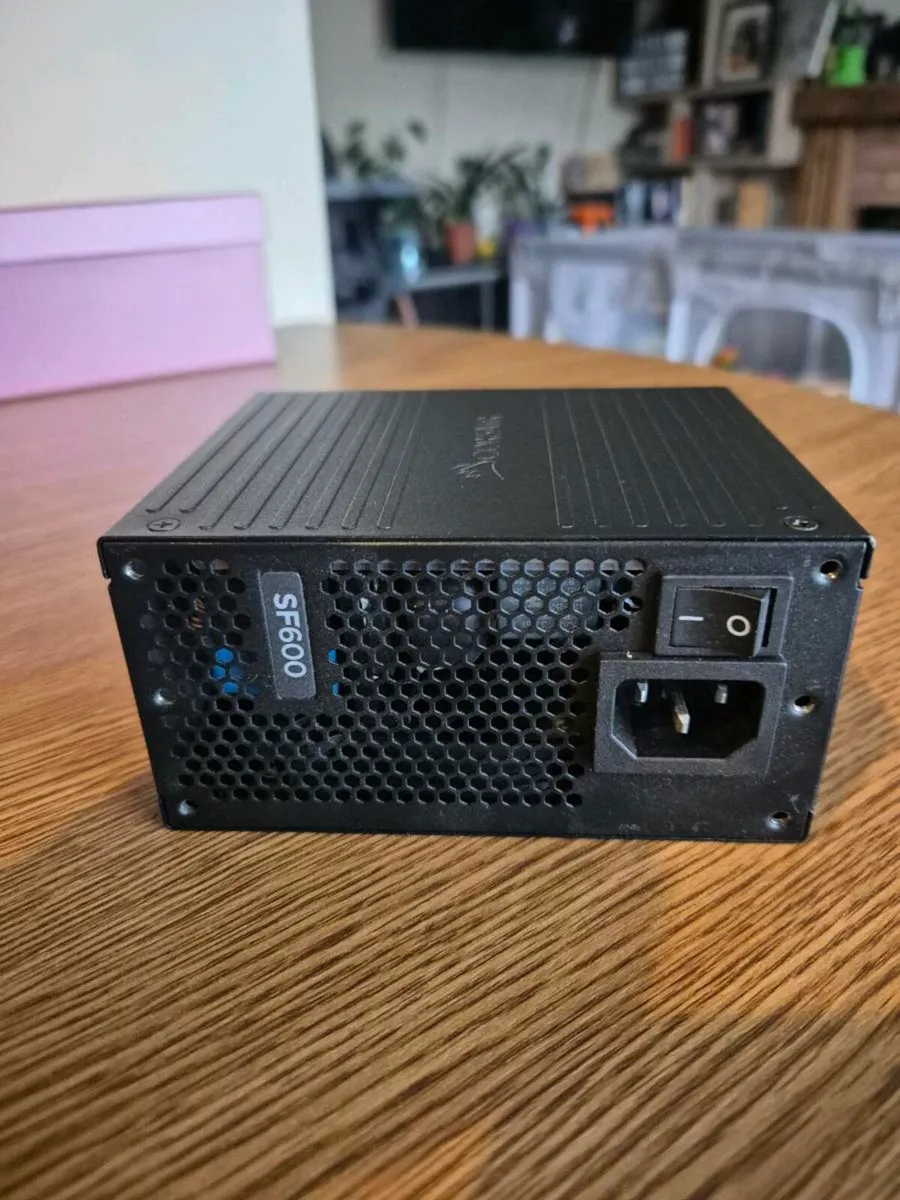 Corsair SF600 Power supply - Image 3