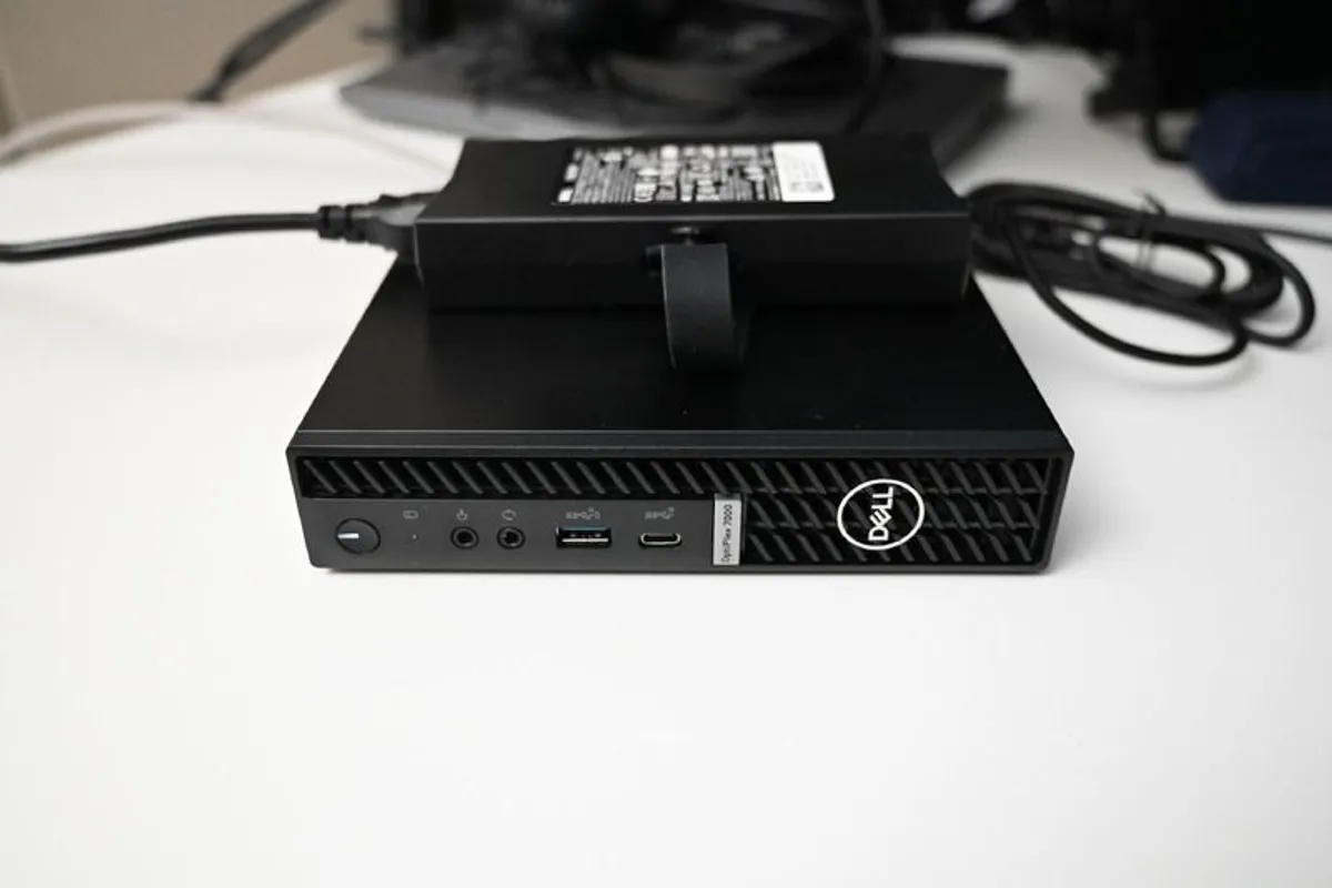 Dell OptiPlex 7000 MFF i7 16 GB 256 GB NVMe Windows 11 Pro - Image 1