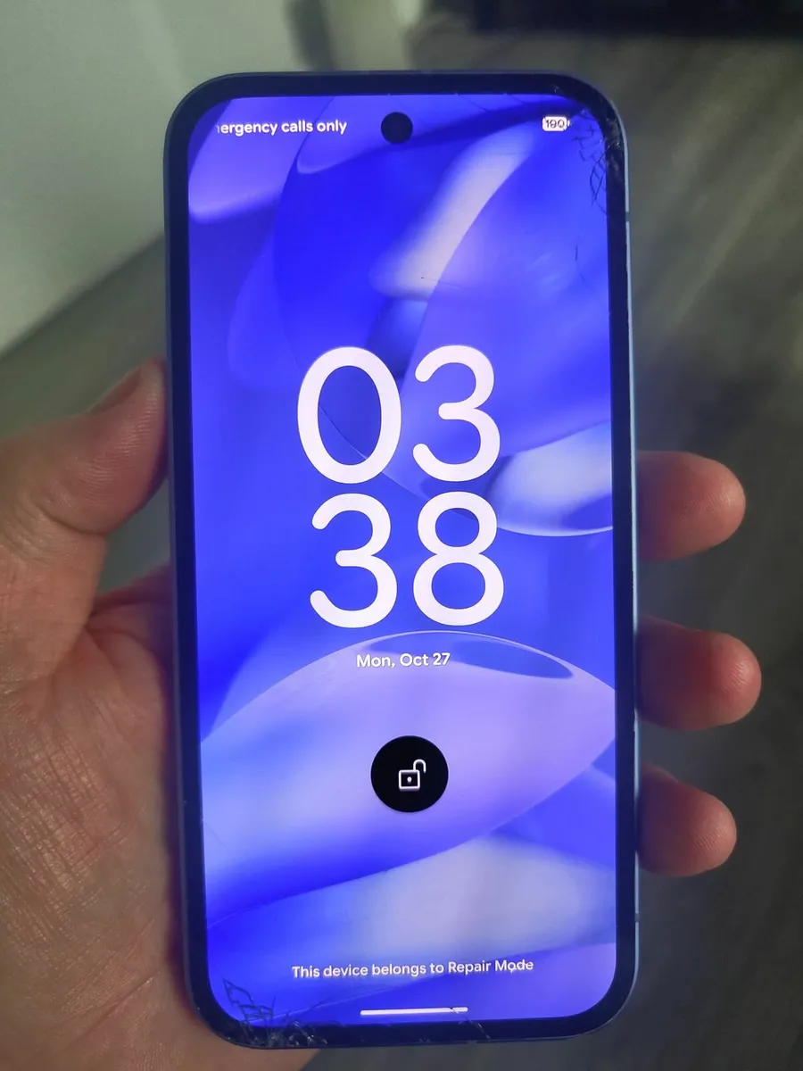 Google pixel 9a  5G 16GB Ram 8gb - Image 1