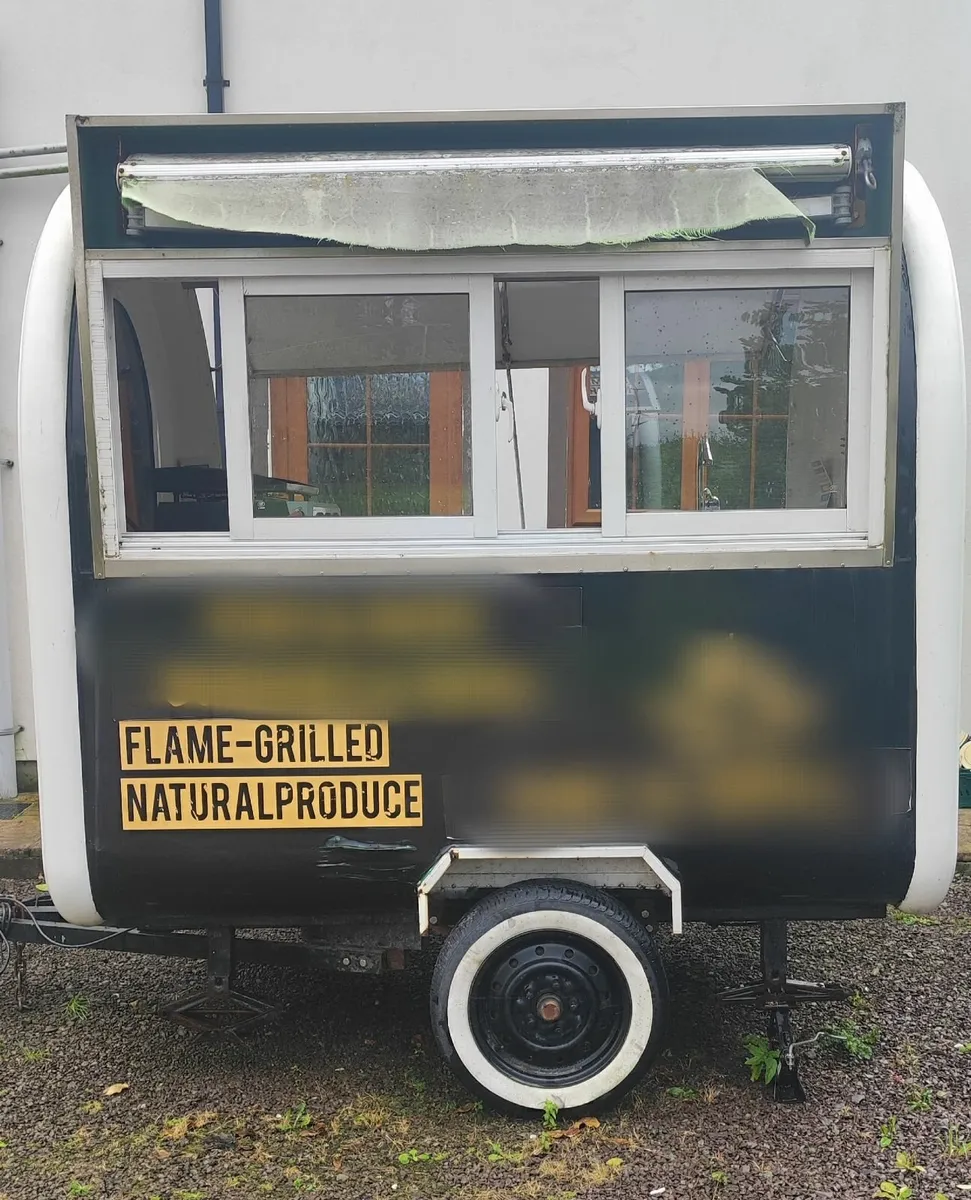 Food Trailer - Image 4