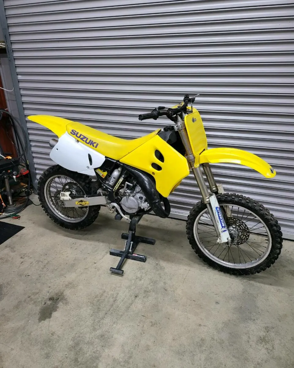 1995 Suzuki RM125 Parts/Project - Image 1