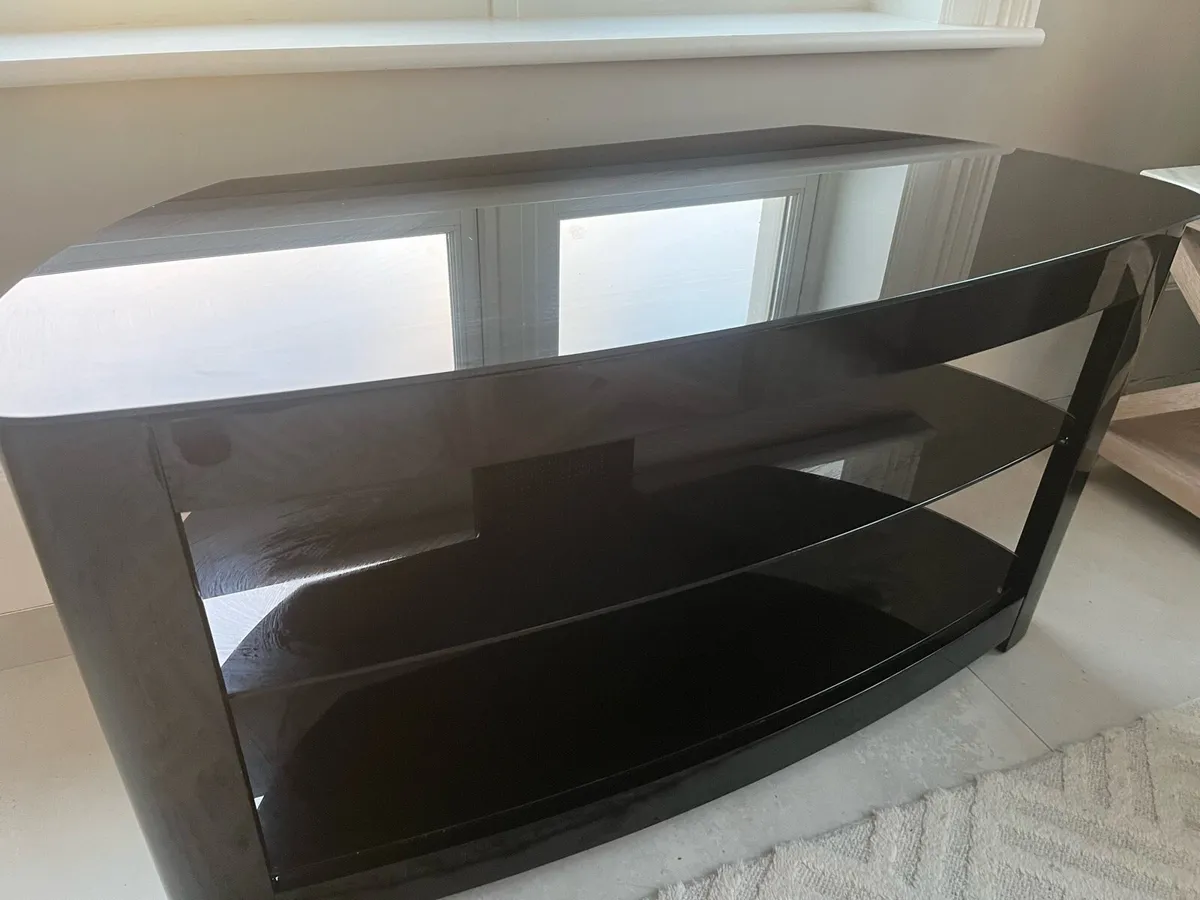 TV Stand - Image 3