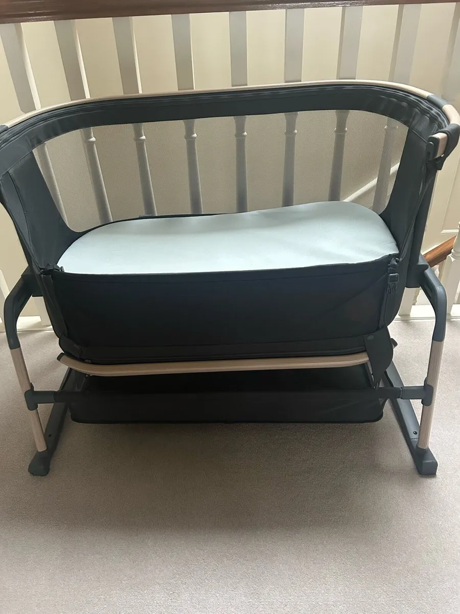 Maxi Cosi next to me - Image 1