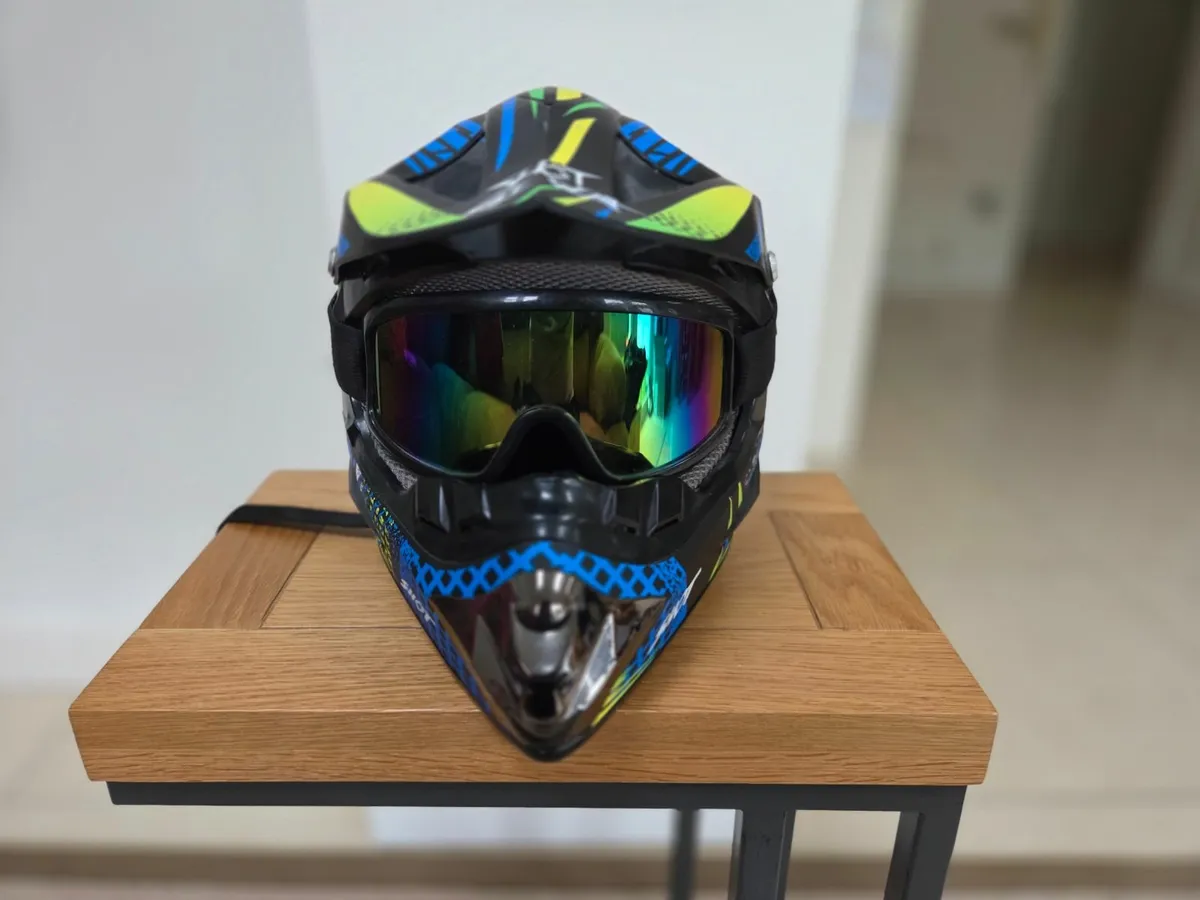 Mountain Bike Helmet pack - Image 4