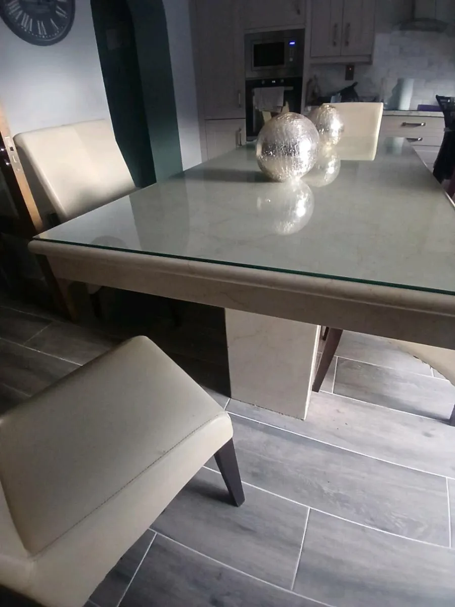 Solid Marble Dining table & 6 chairs - Image 3