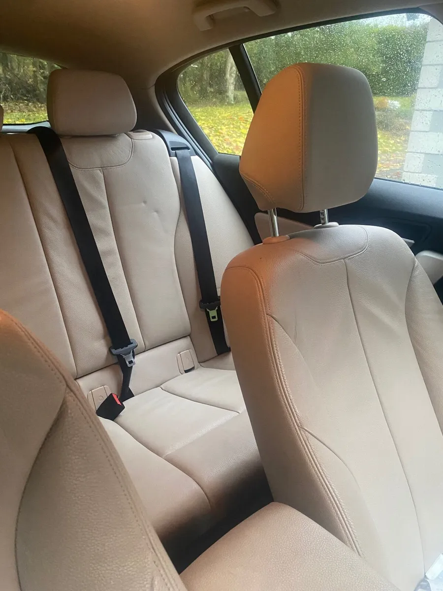 BMW 1-Series 2014 - Image 2