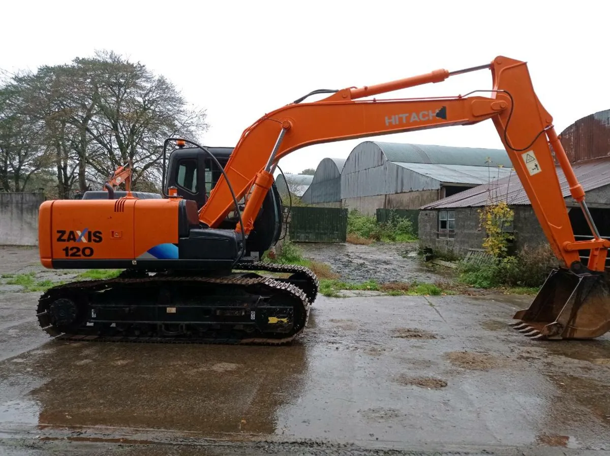 Hitachi digger - Image 3