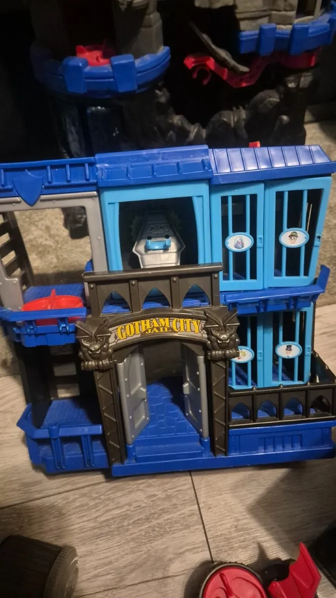 Batman toys - Image 1