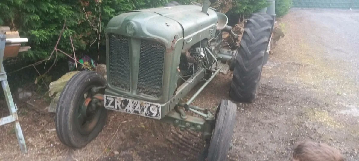 Massey 35 and fordson major - Image 3