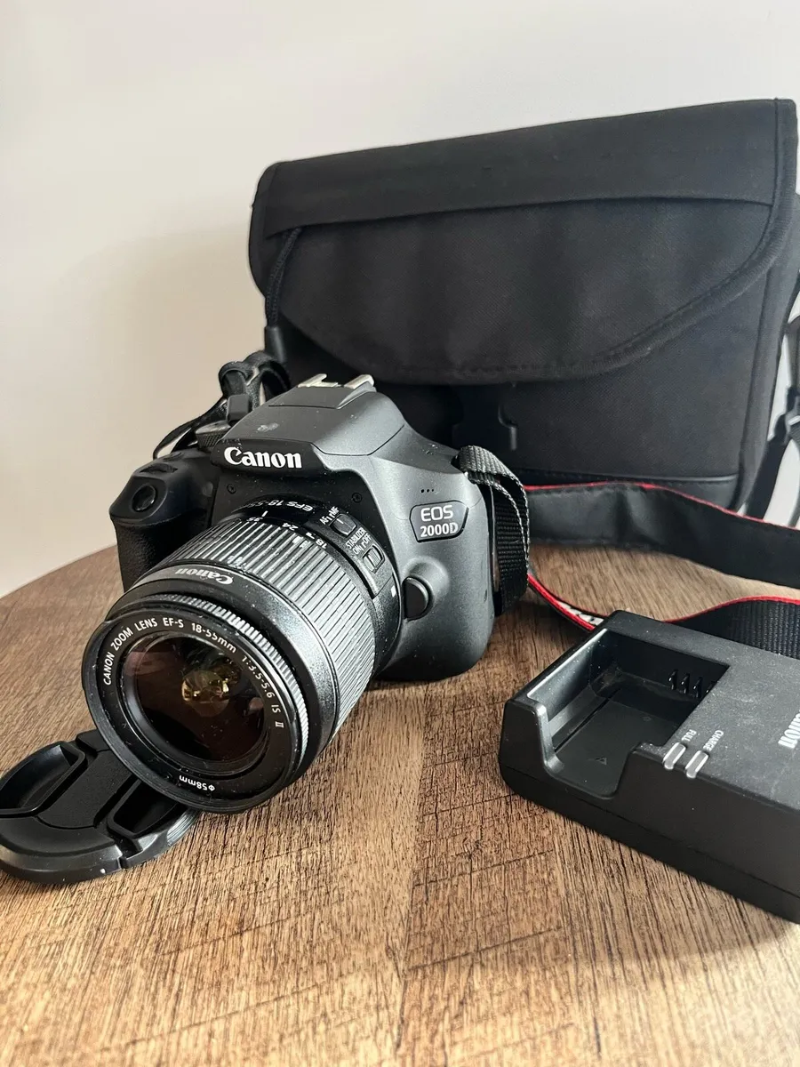 CANON EOS 2000D - Image 1