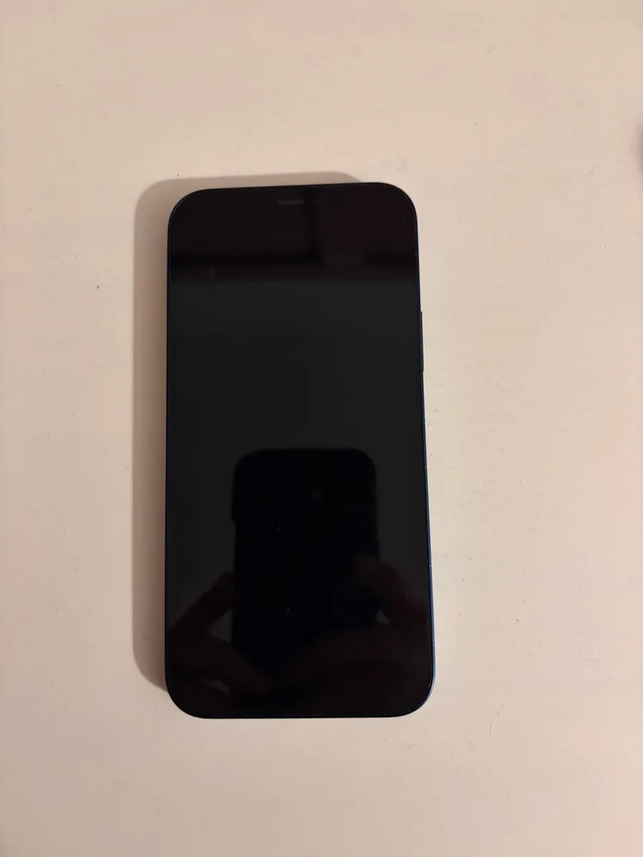iPhone 12 - Image 1