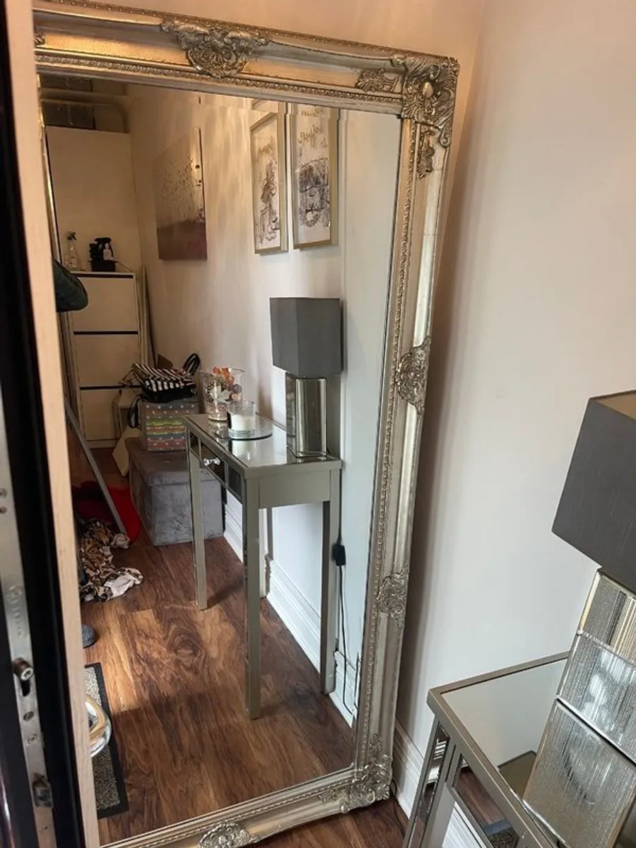 Freestanding Mirror