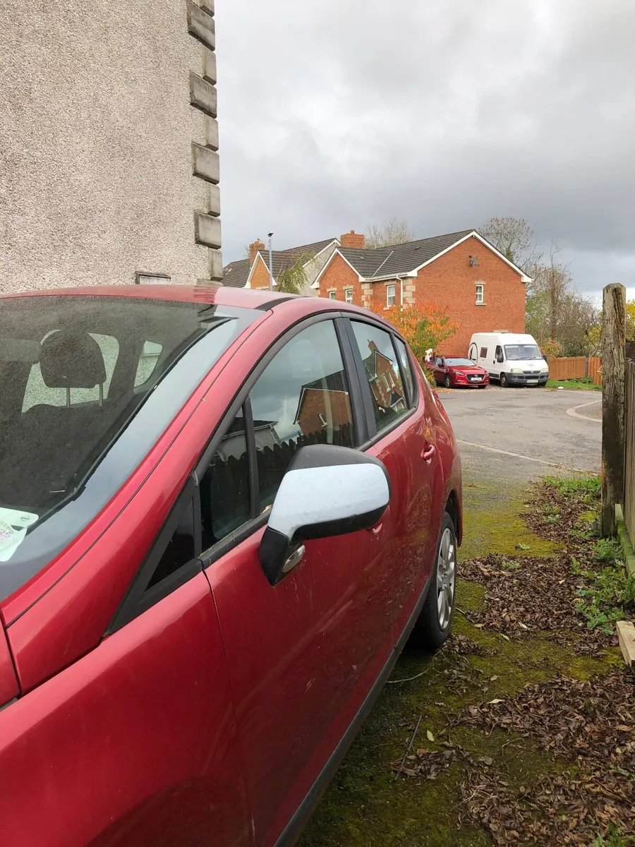 Peugeot 3008 2010 - Image 4