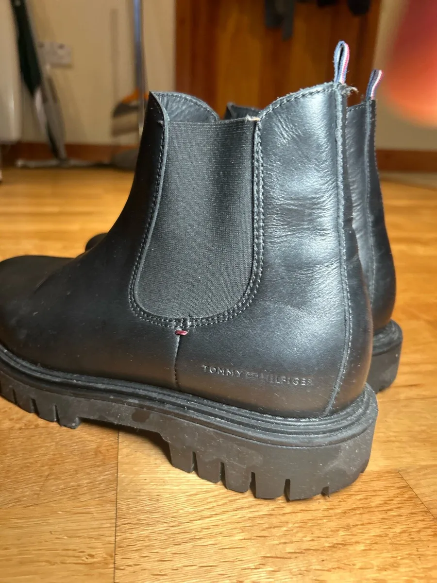 Tommy Hilfiger Black Boots - Image 2