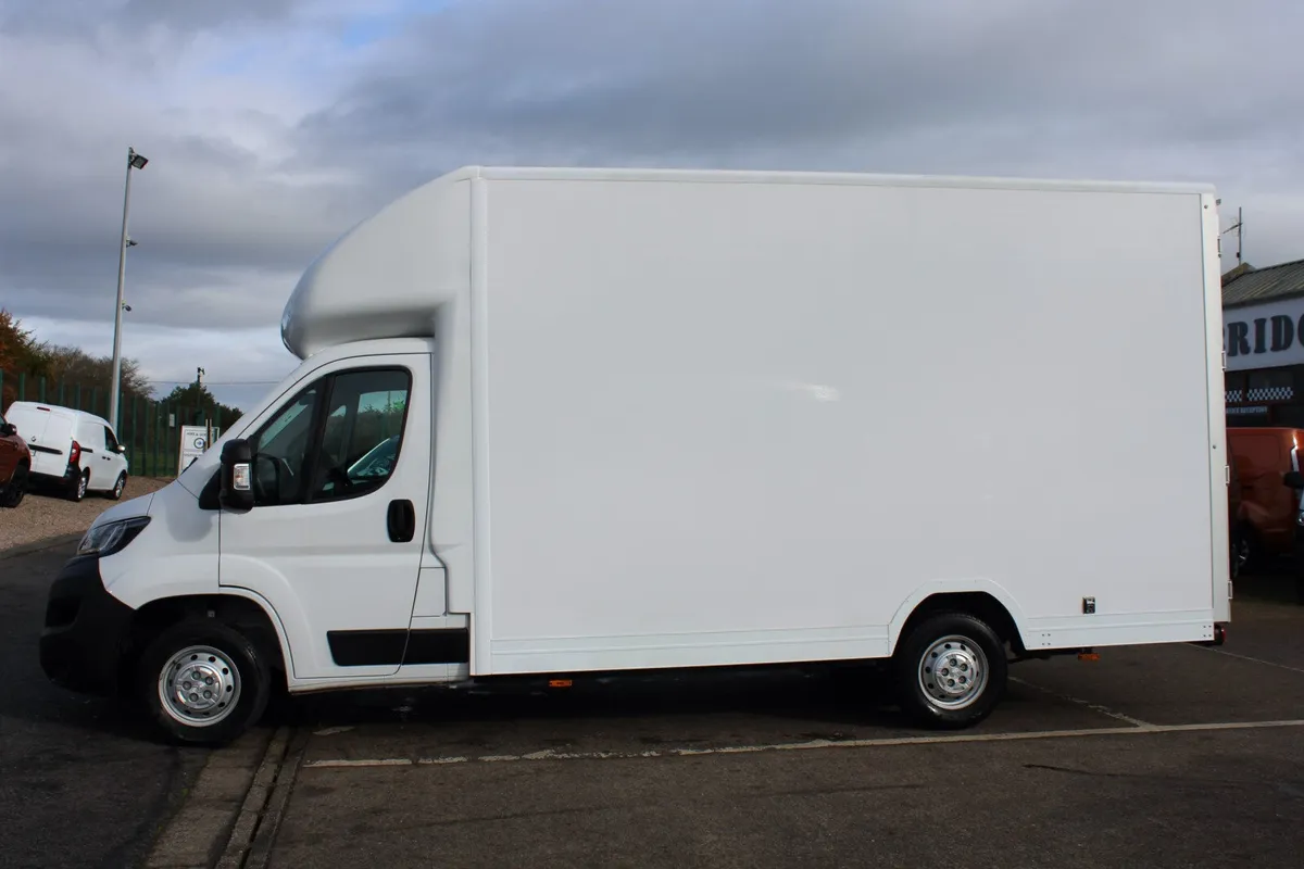 2025 Peugeot Boxer Low Loader - Image 3