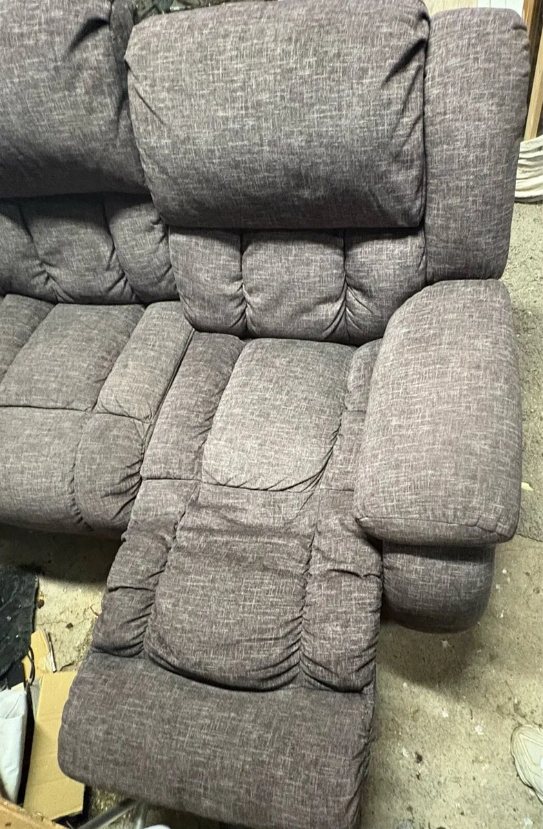 Recliner 3 seater sofa - Image 2