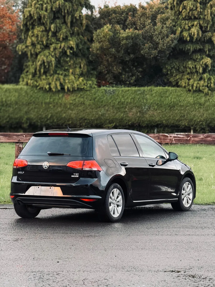 🌟Volkswagen Golf Comfortline 1.2 2015🌟 - Image 4
