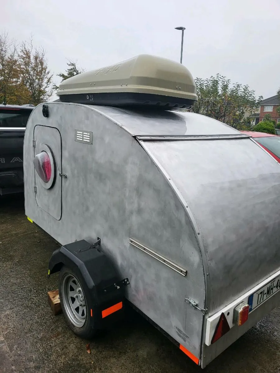 Teardrop camper - Image 1