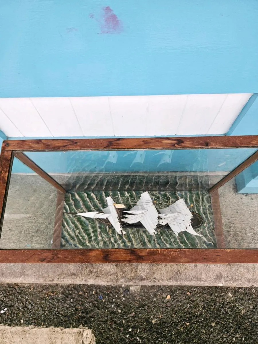 Vintage Sailing Ship in Display Case - Image 4