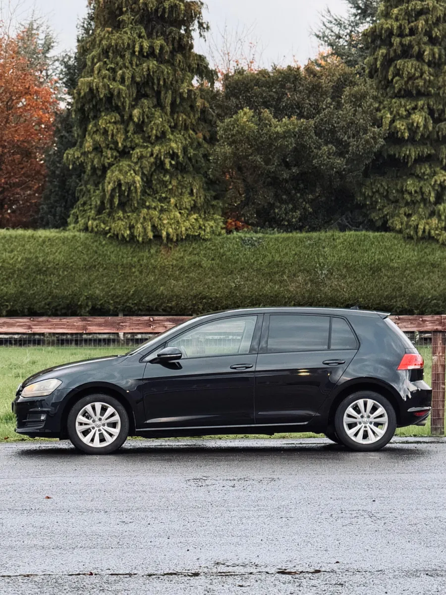 🌟Volkswagen Golf Comfortline 1.2 2015🌟 - Image 2