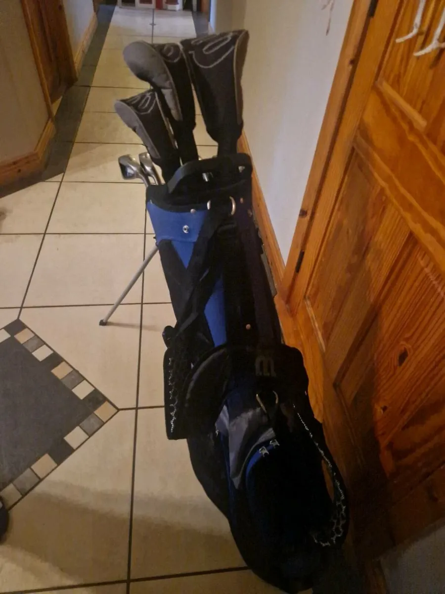 Wilson set of golf clubs - Image 3