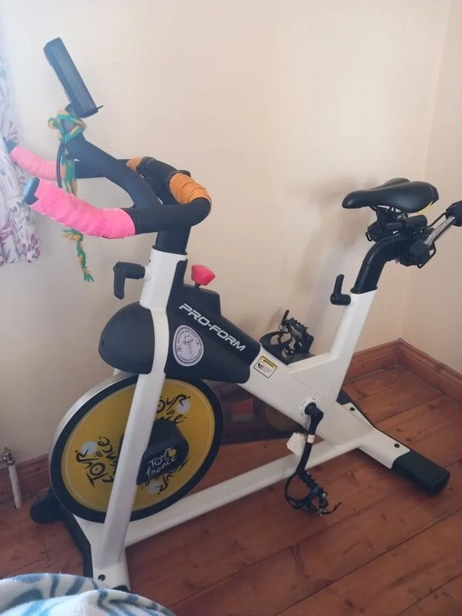 Proform Tour de France indoor exercise bike - Image 1