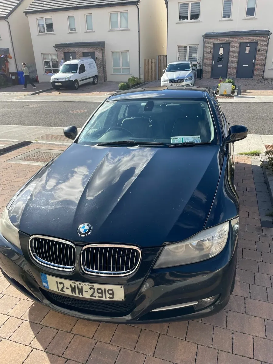 BMW 3-Series 2012 - Image 1