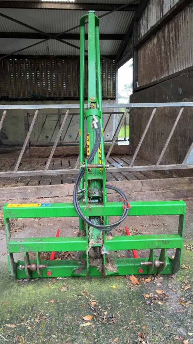 Bale splitter - Image 2