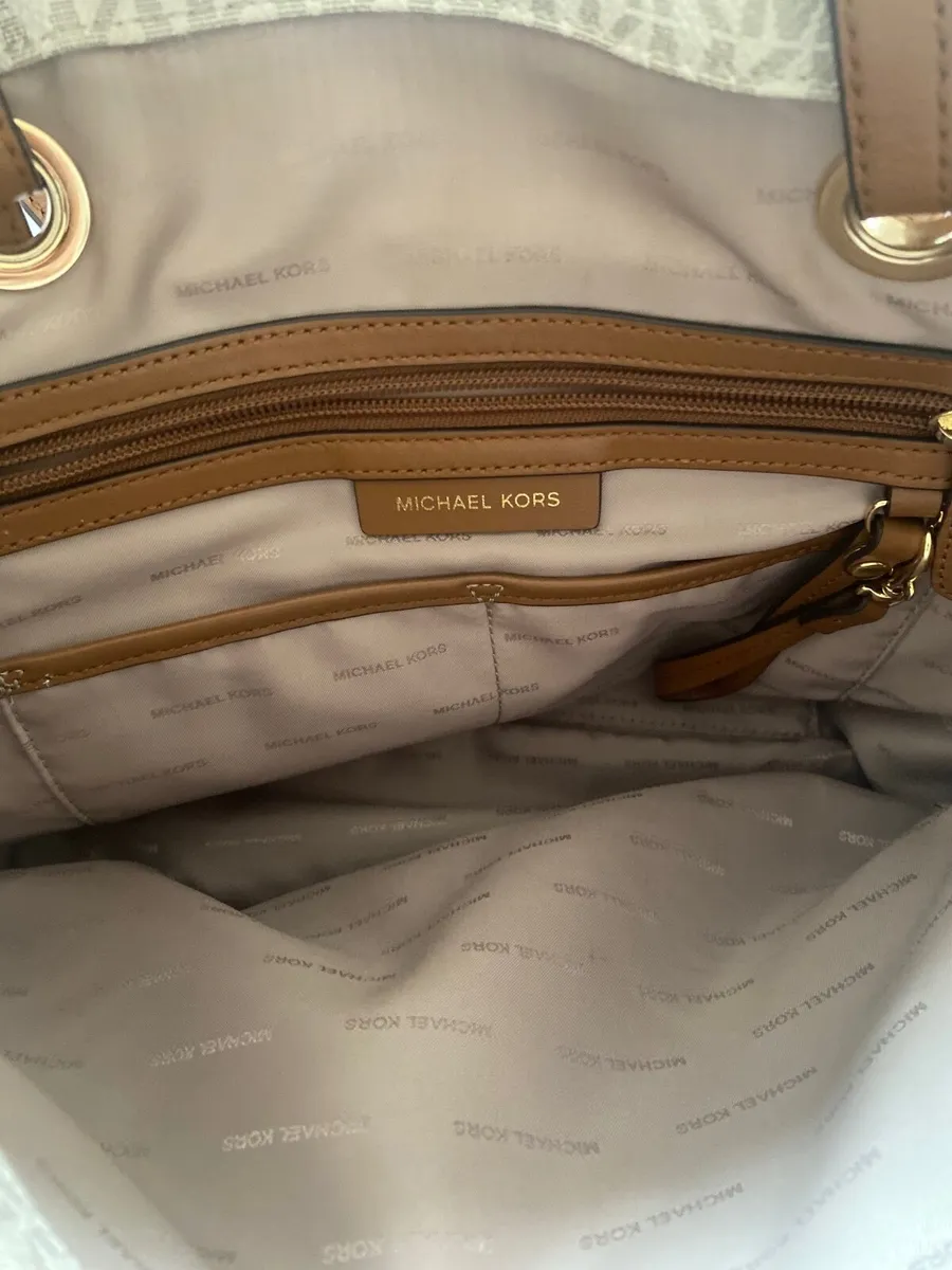 Michael Kors bag - Image 4