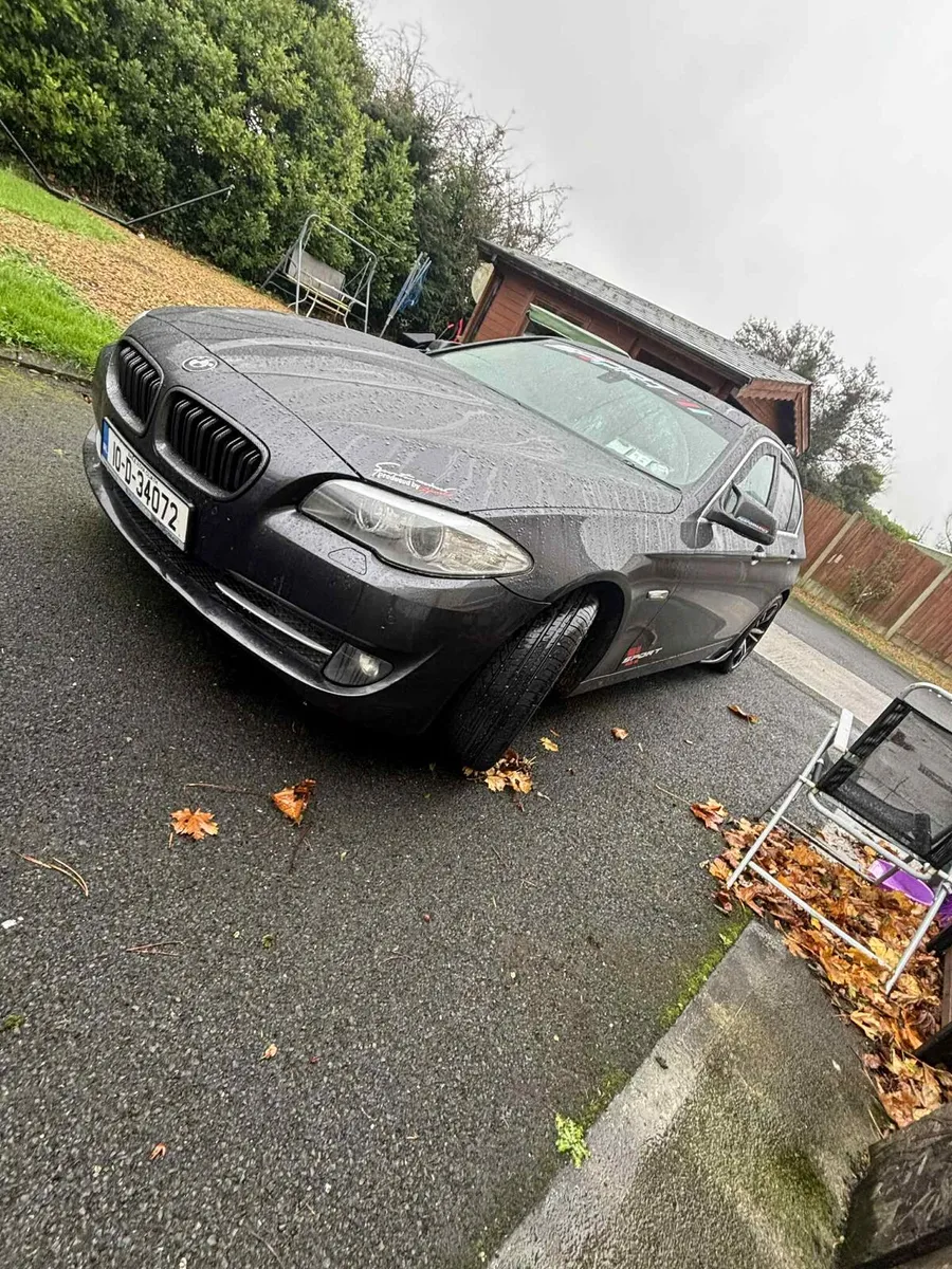 Car - Image 1