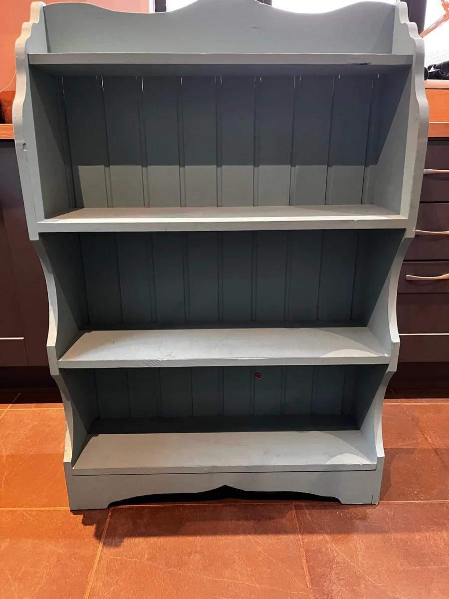 Bookshelf