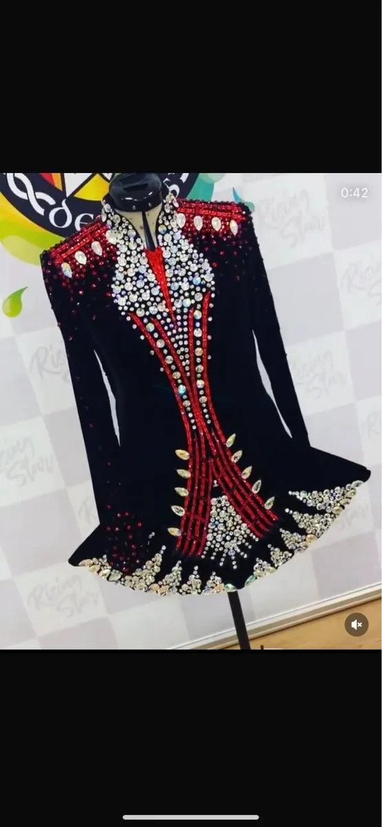 Irish dancing dress - Image 4