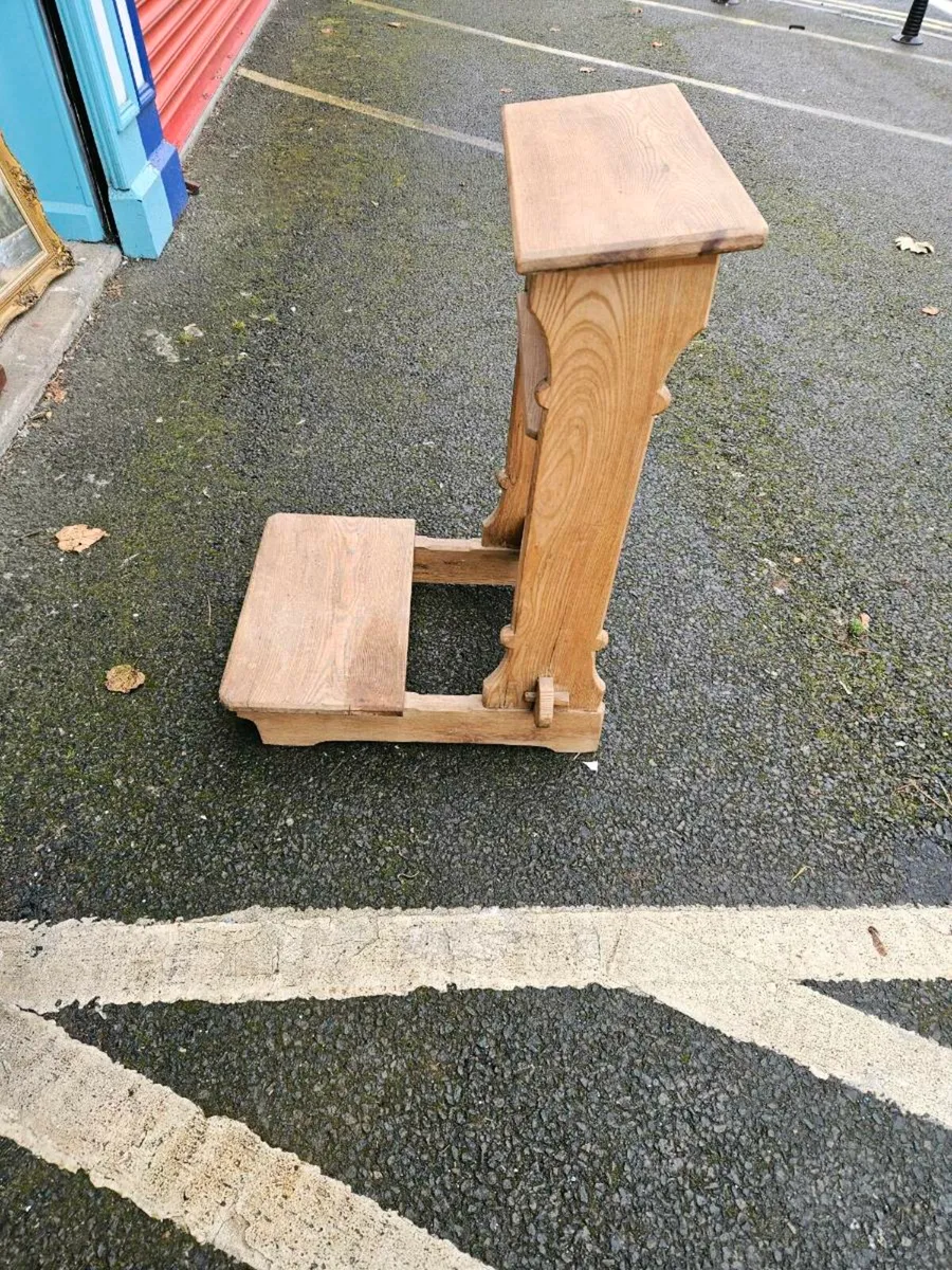 Vintage Pine Prayer Stand - Image 3